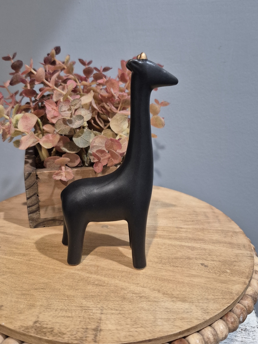 Modern Minimalist Black & Gold Giraffe Ceramic Statue Decor 5"x 3"